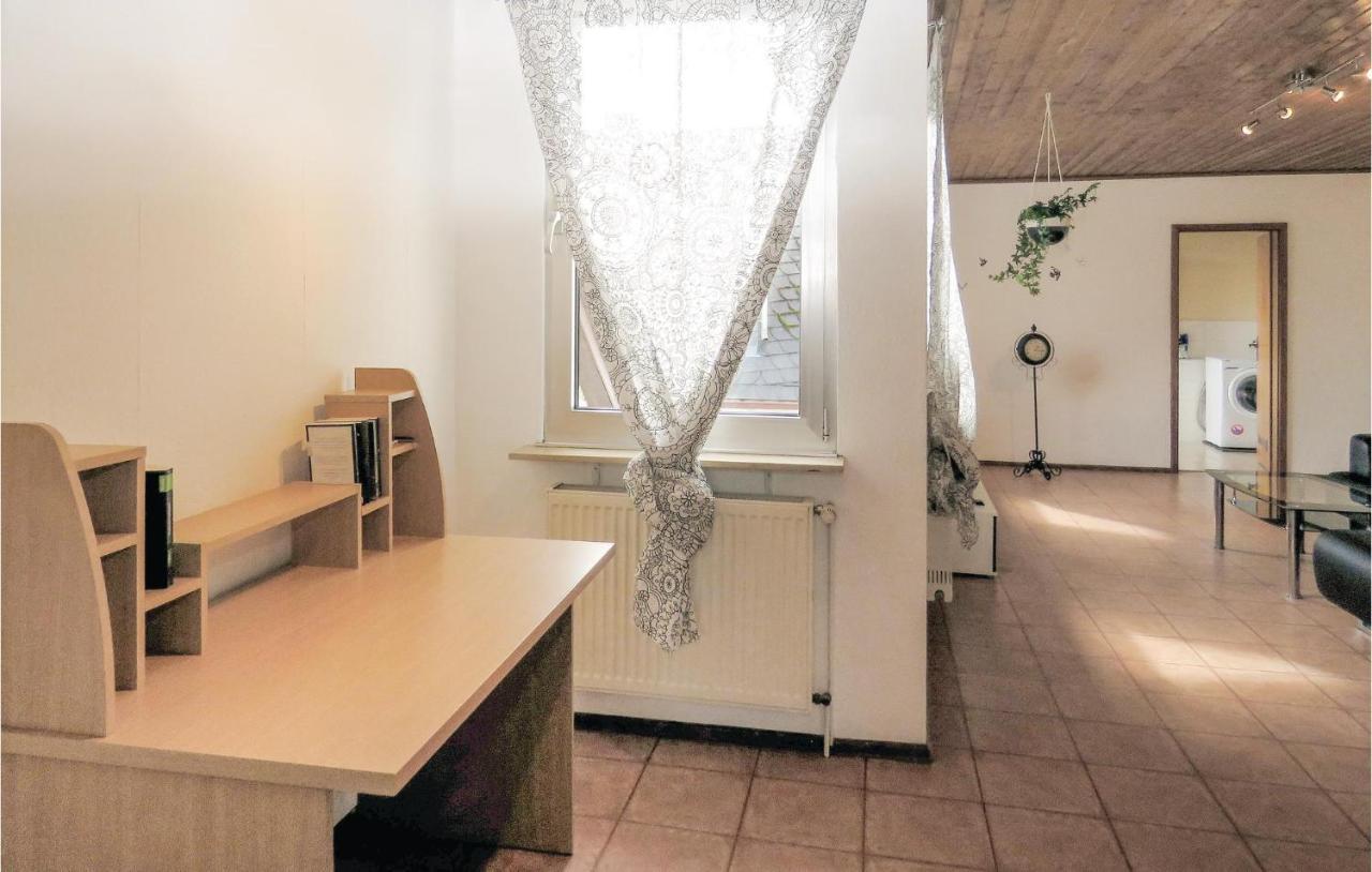 Gorgeous Apartment In Lahnstein With Kitchen Extérieur photo